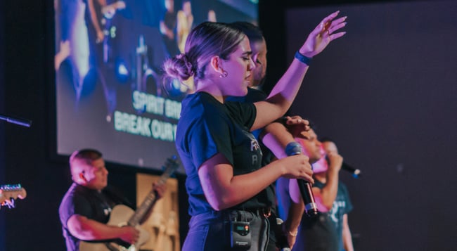 How to Show Worship Lyrics in Your Church's Live Streams